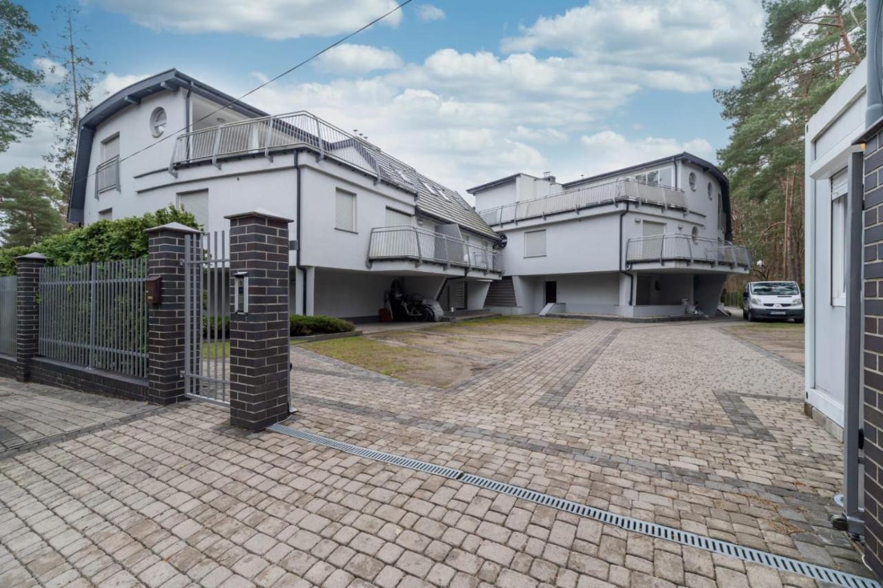 Apartament Happy - Basen, Plaza, Ochrona 24H - 3 Sypialnie Dla Maksymalnie 8 Osob Pobierowo Kültér fotó